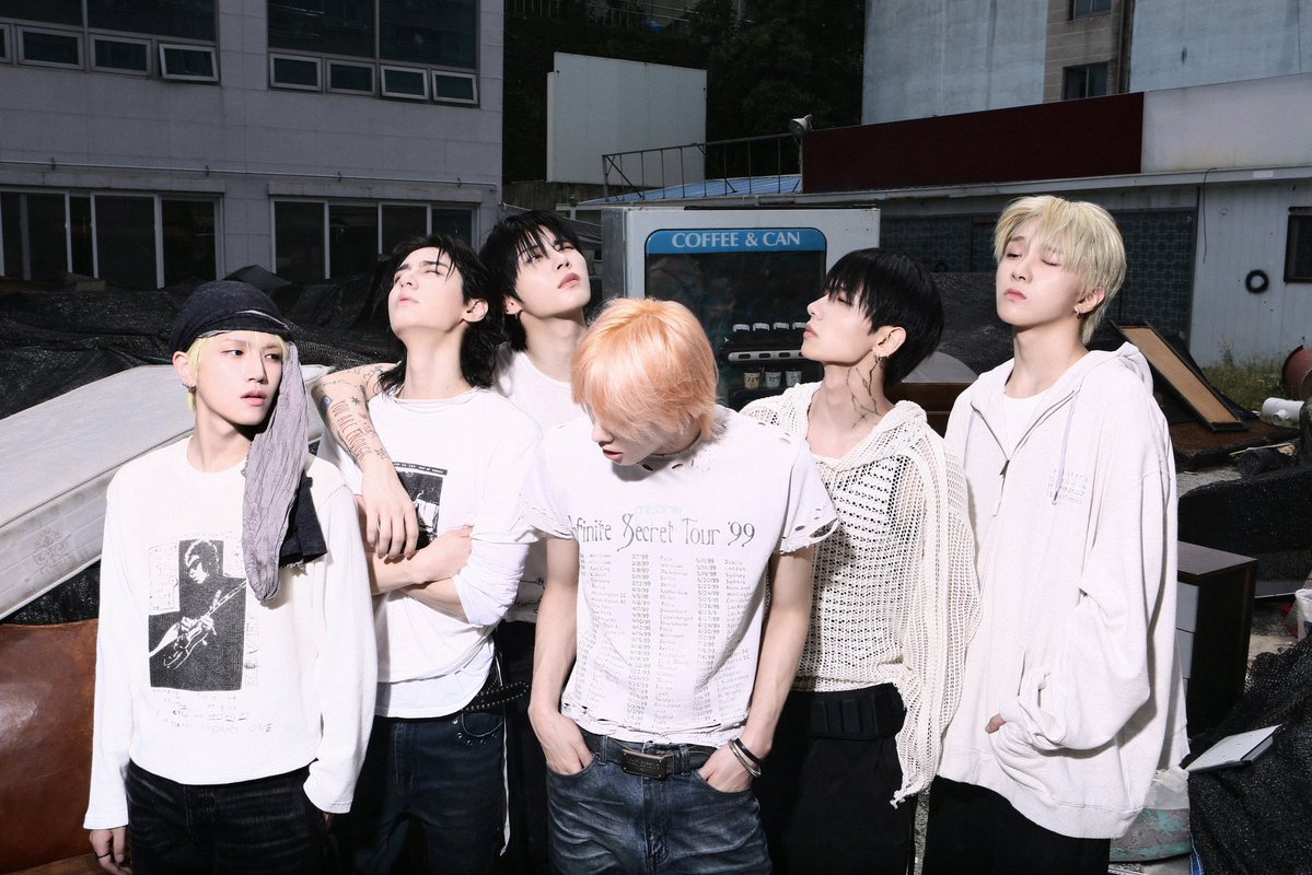 bnd_base's tweet photo. HASHTAG PARTY 

🔐 200 replys 
🔐 50 retweets 

MOVE LIKE AN ANIMAL WITH BND 
#무브_라이크_보넥도
BND HOME DELUXE OUT NOW
#MoveLikeBND https://t.co/w7Xjgh092G
