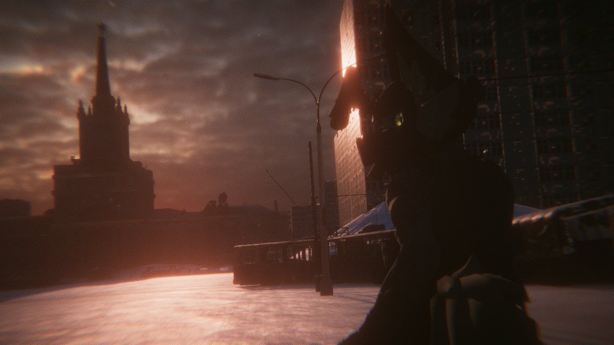 AlphaThe19500's tweet photo. This place is long abandoned 

 don't know how long 

Better find a place to rest it's going to get dark soon https://t.co/ZyafPxsukG