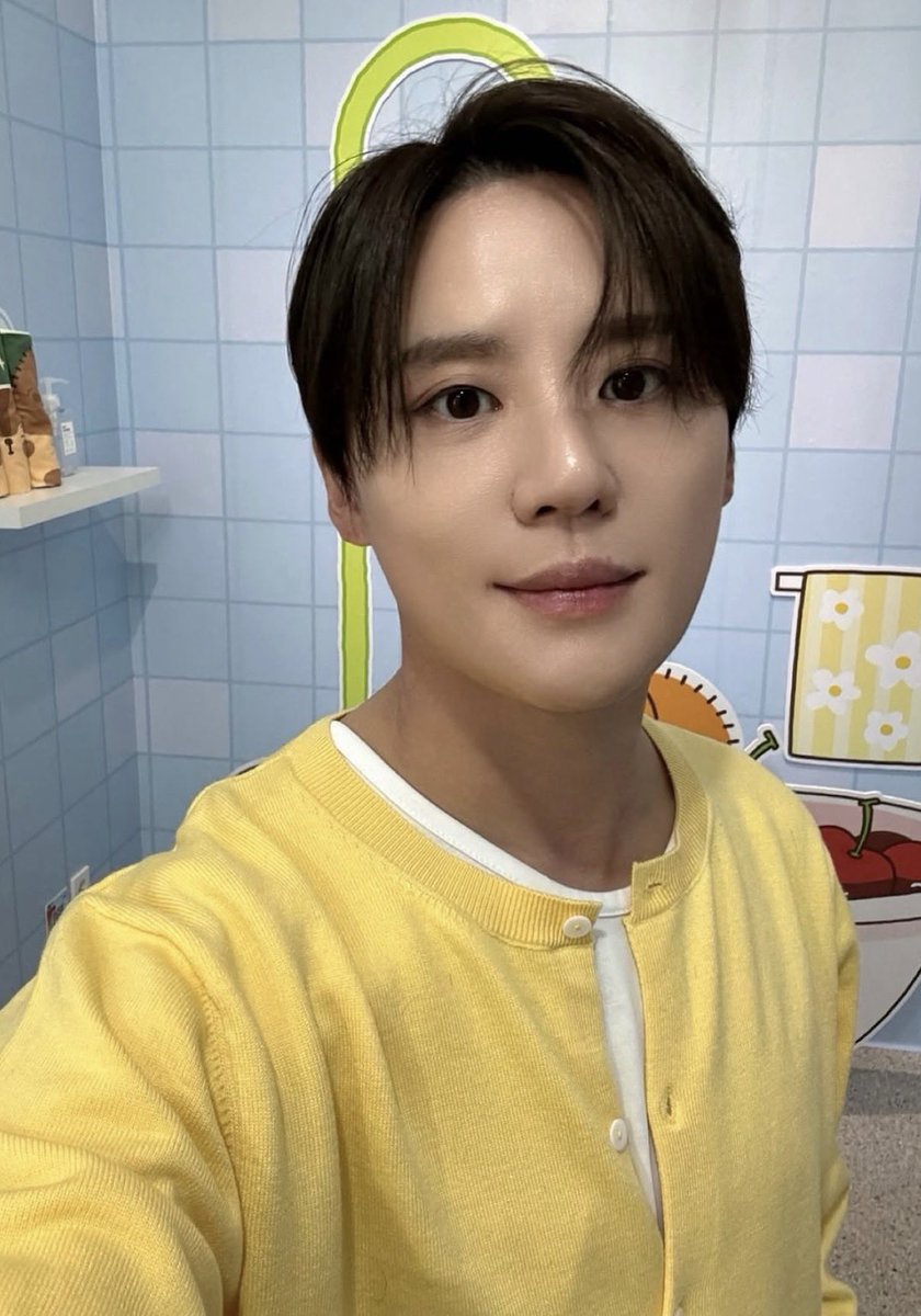 xhhiis3wo's tweet photo. #코코넛_트친소 

22년도부터 입덕한 학코넛입니다 😽🤍 준수 얘기 같이하실 코코넛분들 찾아요 ㅎ.ㅎ 흔적 남겨주시면 무멘팔로 찾아가겠습니다 ૮ ˶ᵔ ᵕ ᵔ˶ ა 

당연히 only xia 만 받습니다 :D 
많이 다가와주세용 🍀🫰🏻 https://t.co/9NvYPiQEf5