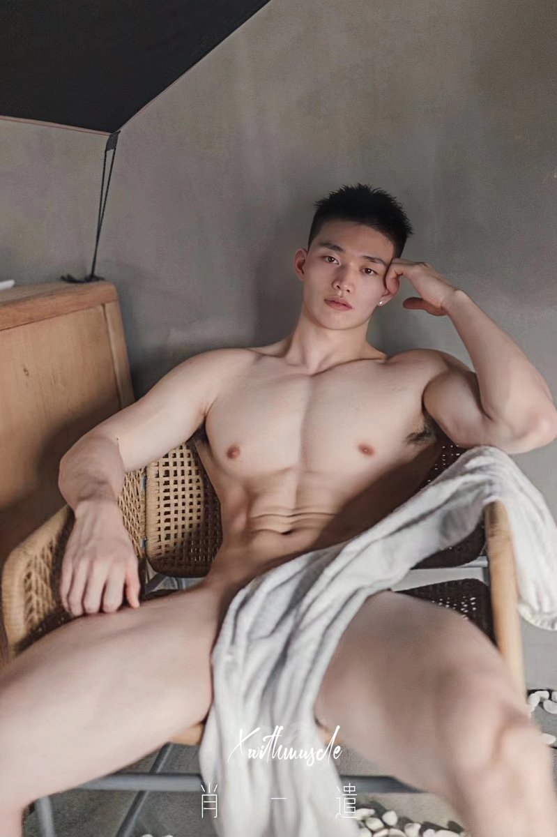 Xwithmuscle's tweet photo. 🏆阿亮教练 「183 82 10」

🔝肌肉线条好 #胸肌饱满 痞帅man 健身达人
✈️北上广 杭州苏州武汉厦门青岛南京 全国飞 https://t.co/4XTo6Nx6ql