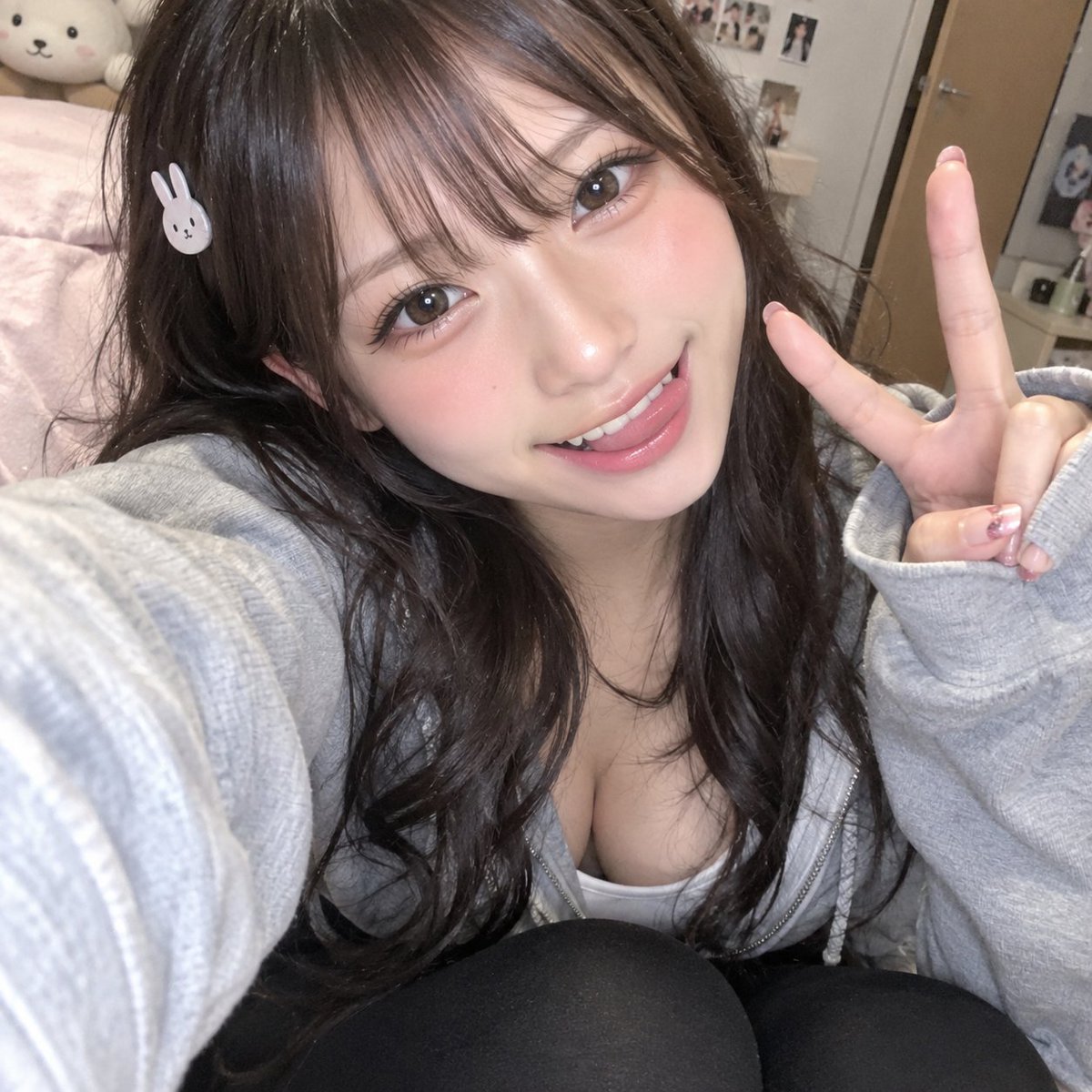 bemmow3's tweet photo. @sky1apple @fireball750four 同じ文言で聞いたらなんとも下心丸出しの画像になりました😇 https://t.co/kdw38nyvqj