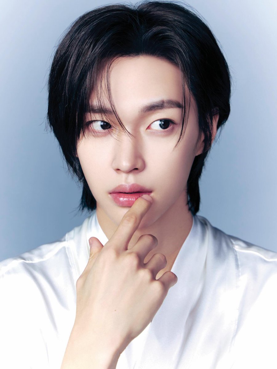 chrryever's tweet photo. #원빈 https://t.co/ZVdrEflnp2