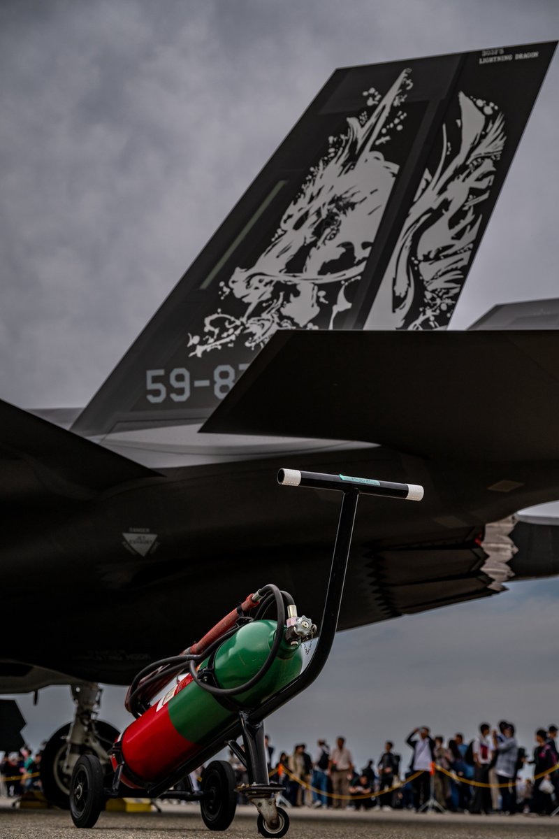 AKIMON082's tweet photo. 303飛行隊ドラゴン🐲スペマを護衛するカブトムシの勇姿

2026.9.27小松基地

#小松基地航空祭 https://t.co/OMwI0LJVc9