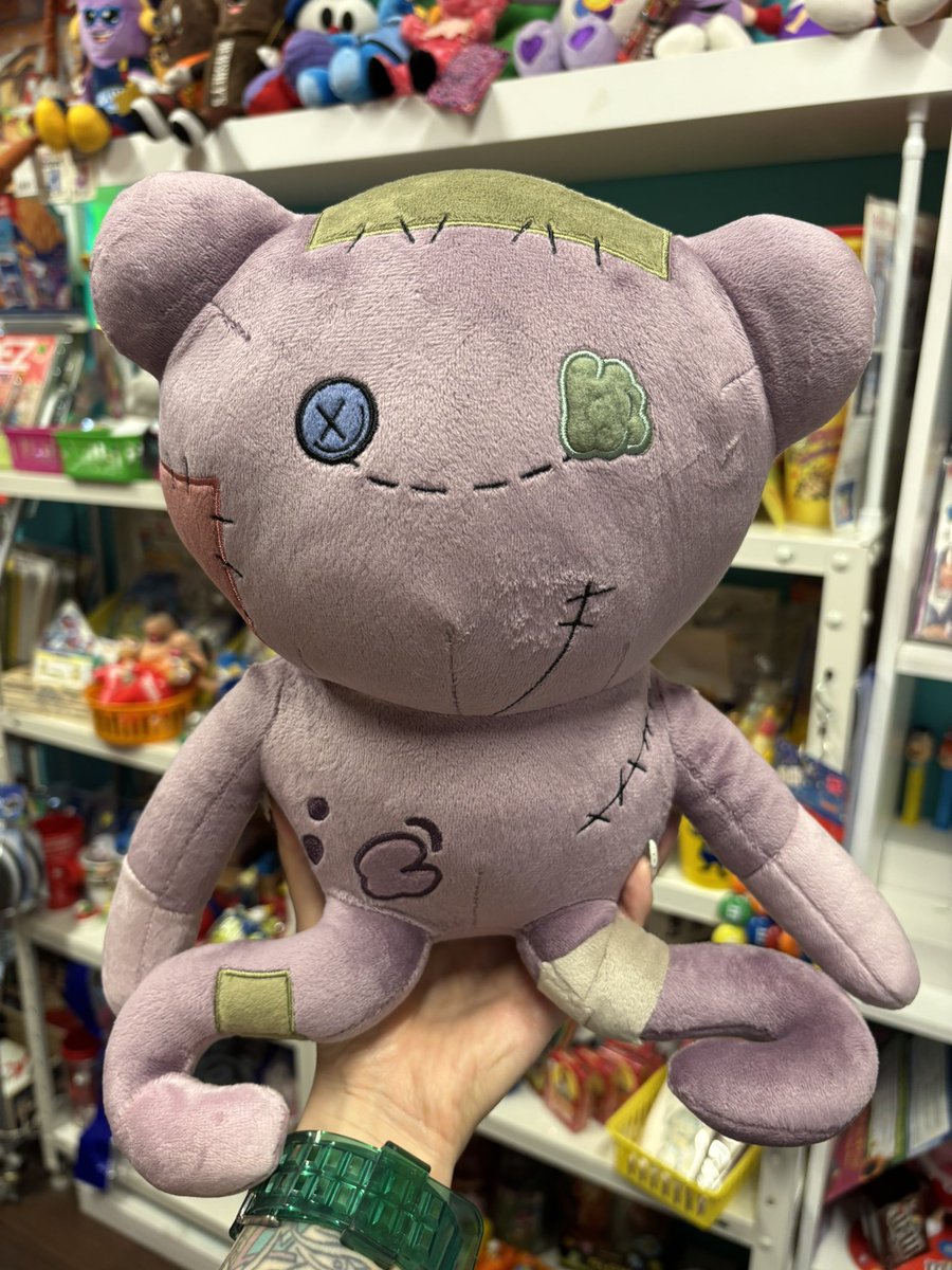 boosmarket's tweet photo. アドベンチャータイムのハンボのぬいぐるみが検品中のダンボールから1つなくなってました…😢心当たりのある方はご連絡下さい…

もしかしたらアッシュが魔法の杖欲しさに無断でマージャの所に持って行っちゃったんでしょうか…。。。帰ってきてハンボ。。 https://t.co/2rcNH3XNly