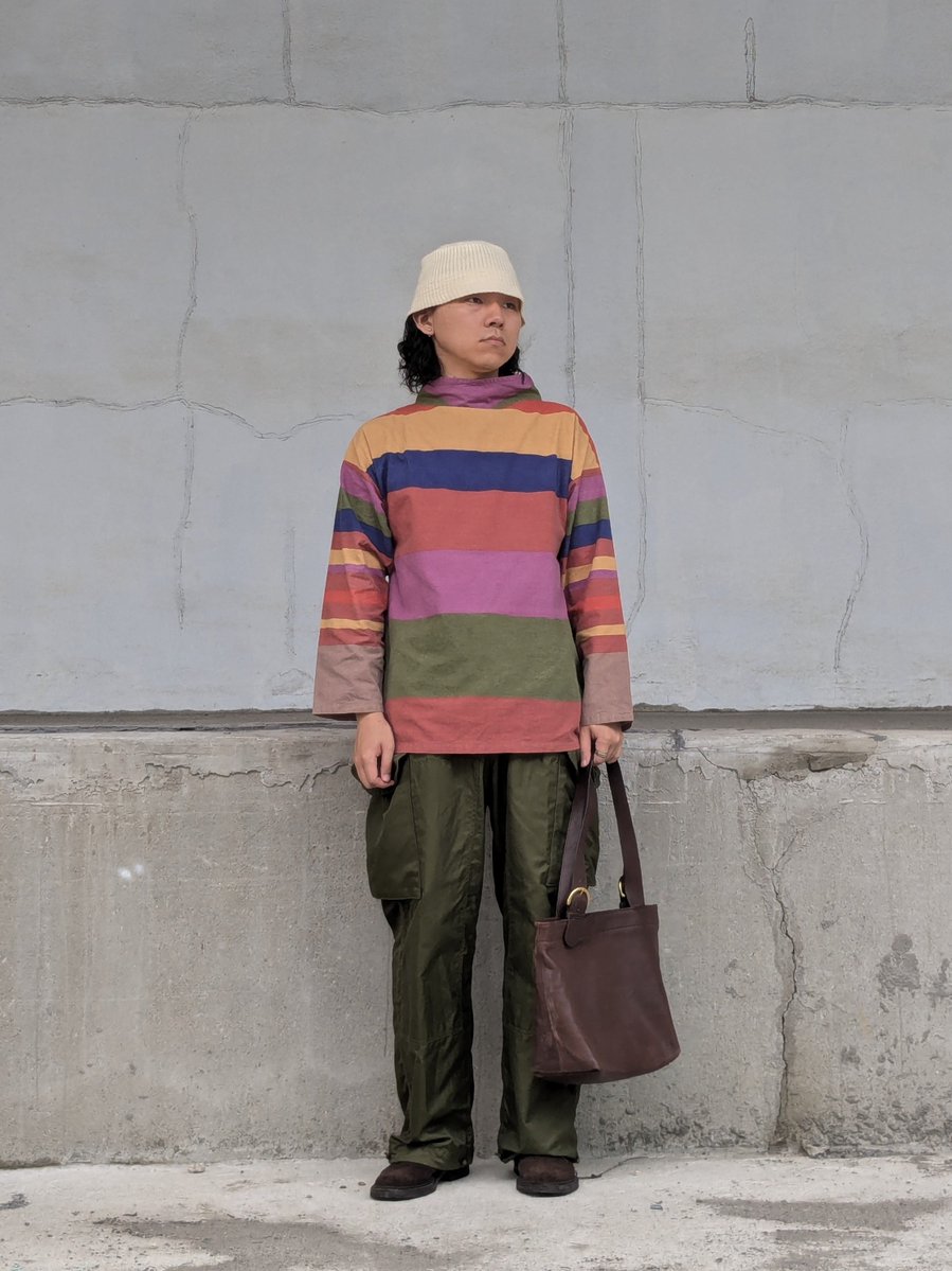 wori2ru's tweet photo. 今日の服です
名作古着の70sウェールズ製漁師用スモックをアースカラーで受け止める https://t.co/lZF6HbaENR