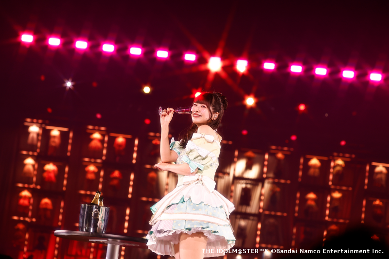 shinyc_official's tweet photo. ✦・・・━━━・
#シャニマスソロライブMSP
 　　アーカイブ公開中✨
　　　　　・━━━・・・✦

🪽芝崎 典子（桑山 千雪役）

🎤𝕤𝕠𝕟𝕘
Sweet Boozy
👗𝕔𝕠𝕤𝕥𝕦𝕞𝕖
リュバン・フォー・エヴァー

アーカイブもお楽しみください！
✅配信チケット販売中！
https://t.co/LBqTguuwZK https://t.co/Yu4Rs8psQE