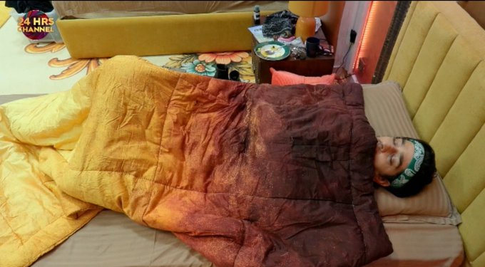 sdhtkdhs's tweet photo. Qazi Touqeer starts a new drama every week - sick 😂

Ngl, I kinda like it 😂 

Bro keeps us entertained. ❤️

#BiggBoss20 #QaziTouqeer https://t.co/s9r8DsdYrN
