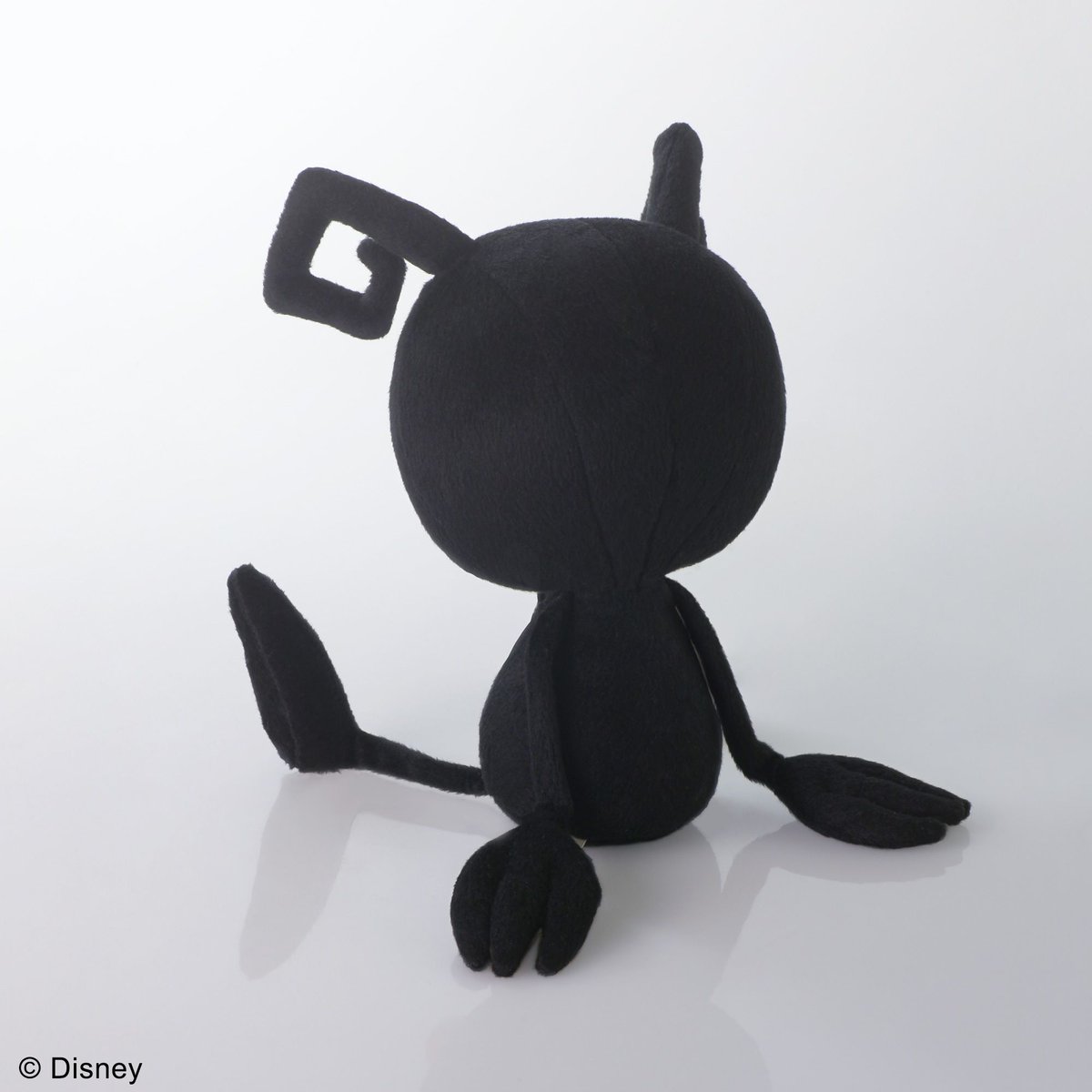 AitaiKuji's tweet photo. 🌑 The Shadow is back in plush form! The Kingdom Hearts Square Enix Plush Shadow Rerelease gives this familiar Heartless a soft and cuddly look.

⬇️ Pre-order today!
🛒 https://t.co/SNP760O4xS
📆 Release Date: December 2026

#kingdomhearts #kh https://t.co/VT61puwh5V