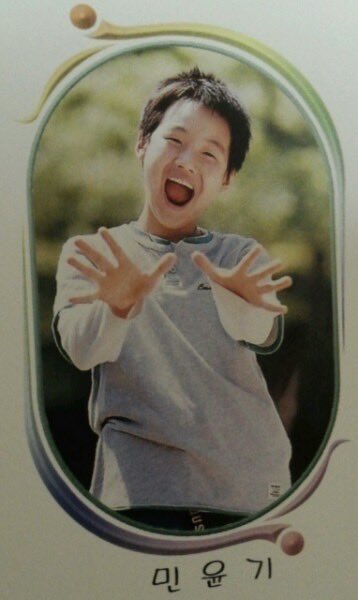minglossyc's tweet photo. first love https://t.co/t6zlz666YJ