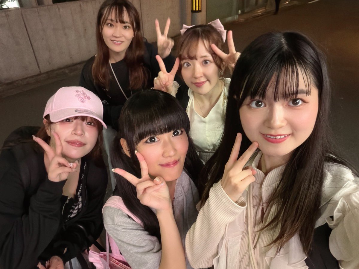 flavor_mana's tweet photo. 東京flavorのみんなと♡

10月31日(土)は
東京都市大学さんの第97回世田谷祭に
11月1日(日)は
学習院大学さんの第57回学習院大学桜凛祭に東京flavorのメンバーとして出演させていただきます🎤🎀

東京flavorとしてのまなぴも見に来ていただけたら嬉しいです(՞ ᵒ̴̶̷̤-ᵒ̴̶̷̤՞)
よろしくお願いしま��♡ https://t.co/dSCFgPGJeW
