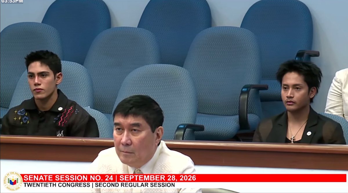 kithkentell's tweet photo. ayun nagkatulfohan na HAHAHAHAHAHAHAHAHAHAHA parang mag-asawang nag file ng complaint sa raffy tulfo in action eh 😭✋🏻 https://t.co/LPZSQH6DwR