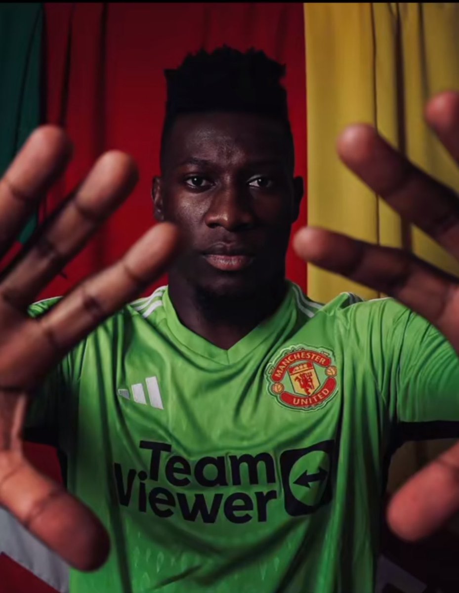 Peaceo31's tweet photo. Call me wicked, but the joy I get when Amorim and onana were still playing for Manu was peak. 😂😂

Good old times 🥺😫 https://t.co/SfUgInb24p