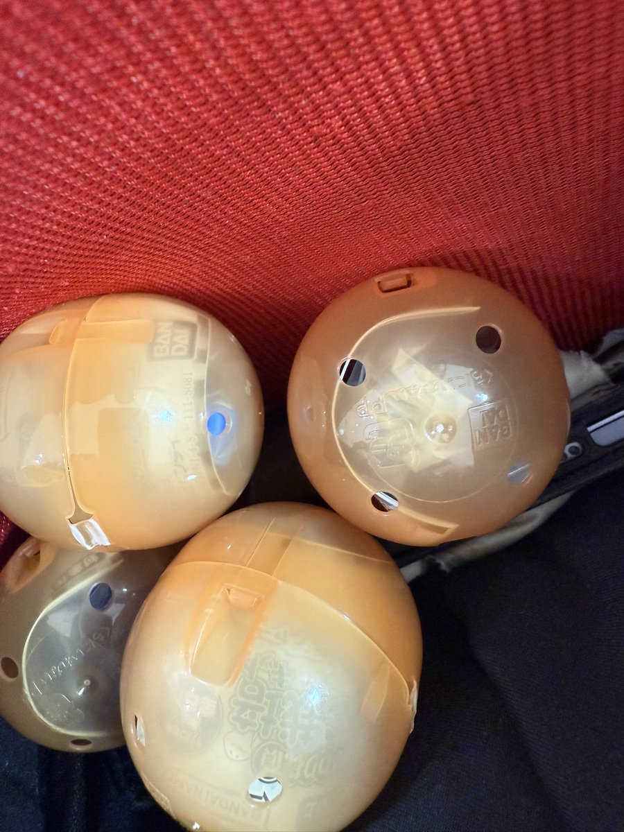 shiwouta's tweet photo. とげなめこ5連続で出たんやけど💢 https://t.co/kIgQn7V0or