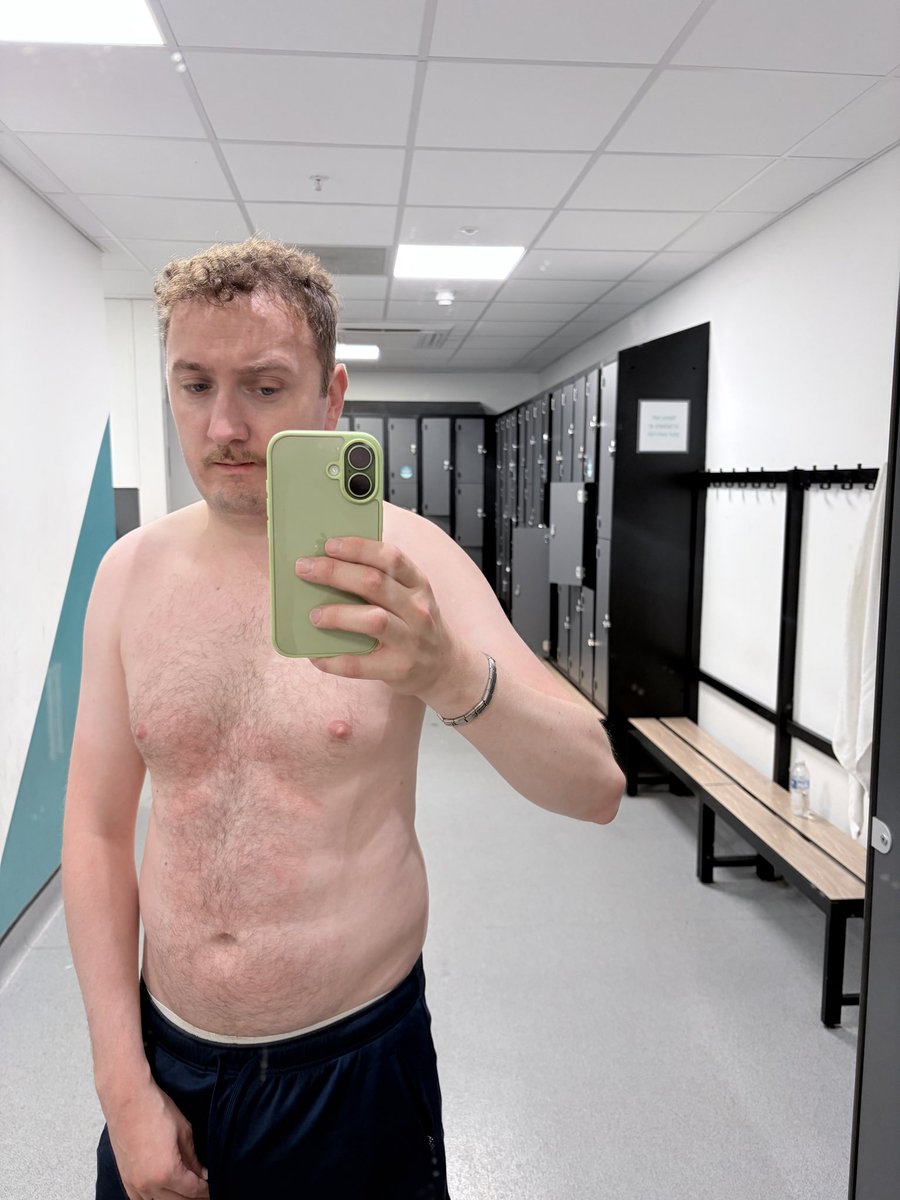 Otterguy1991's tweet photo. Gym morning! https://t.co/OC1deQgjDP