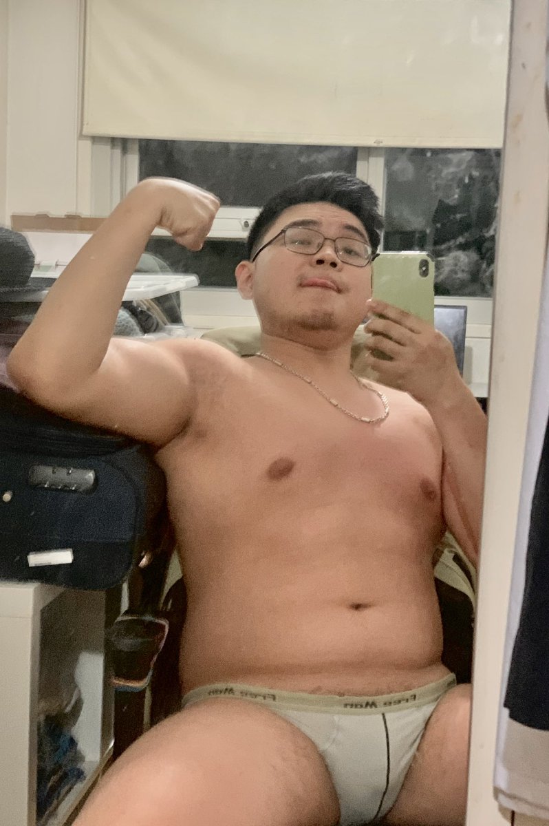 jekivcf's tweet photo. Greetings to other muscly boys https://t.co/htLV095Xdf