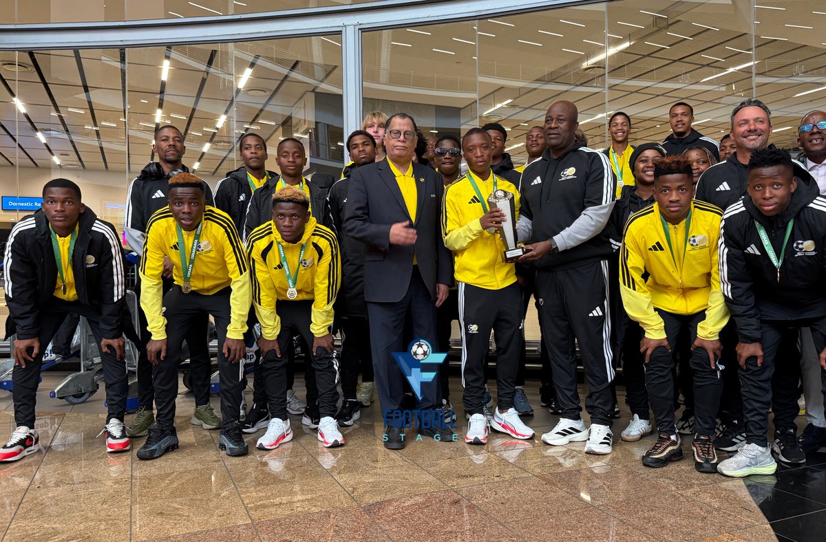 Football__Stage's tweet photo. The COSAFA U20 Championships Trophy is home, where it belongs 🇿🇦🇿🇦🇿🇦 https://t.co/TJuaF9oGkj