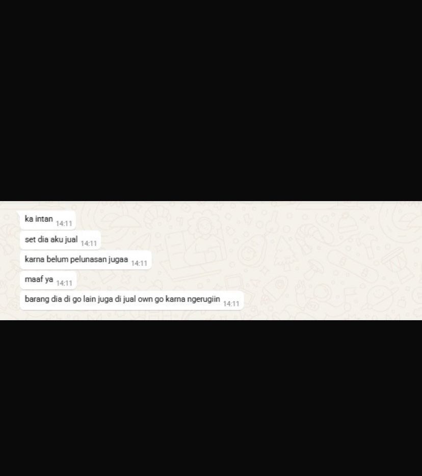 caasaaye's tweet photo. memenjadikan barang anak go nya sebagai hal untuk melunasi tagihan dia, banyak barang anak go nya yang sekarang disita bahkan hangus karena tidak di co (bilangnya gada uang pdhl coret terus), tagihan ada banyak di go go. https://t.co/9swF2gqaFb