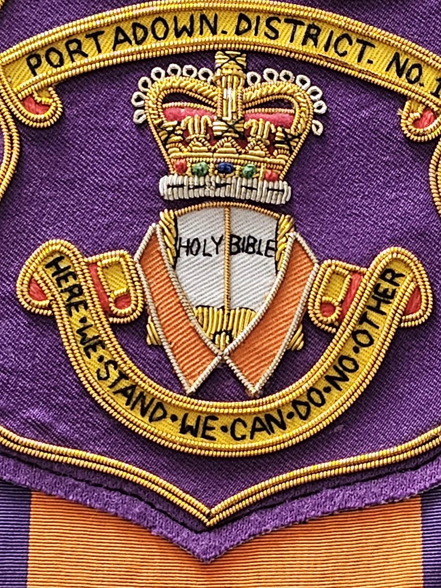 JamieBrysonLLB's tweet photo. On the way back to Portadown. 

The 35 lawful men remain on the hill. 

The law must be applied. And that means the parade must be completed. 

They are not leaving Drumcree hill. 

We have won the legal case. And that must be given effect. https://t.co/qd9RTxwq0u