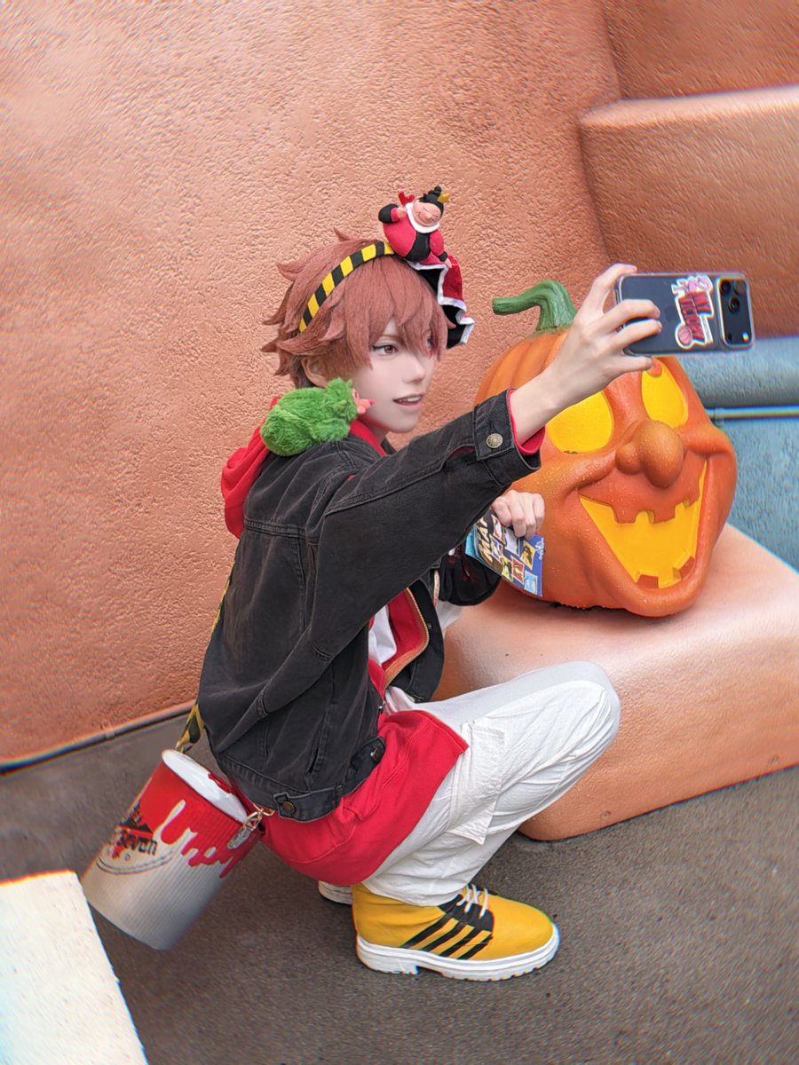 05Raise114's tweet photo. #Dハロ仮装  #Dハロ仮装2026 

オレが作ったジャック・オ・ランタン、
                        どれか分かった？🎃 https://t.co/AyM6vzPxeh