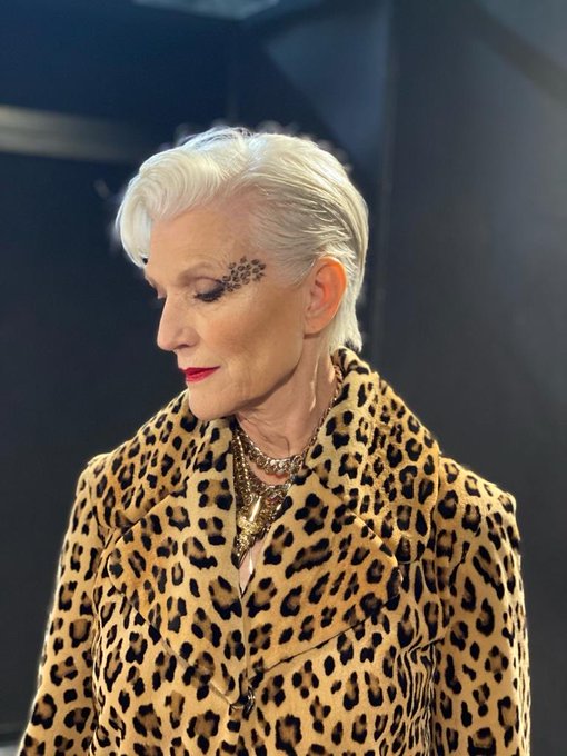 TOSAinuBNB's tweet photo. @mayemusk I’m still fascinated by your book!

Becoming a supermodel at 60 and proving that "aging is an asset" is the ultimate plot twist.

You didn't just make a plan, you rewrote the rules.

What is the next plan for the next decade? 🧡🧡🧡🧡 https://t.co/1cL2f2OlJL