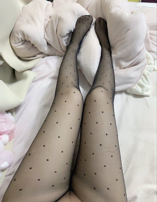brandonstarrz's tweet photo. 내 다리보면서 물빼는 사람 있을려나 ?
#걸레 #섹시 #다리 #양말 https://t.co/2EiacQLxuc