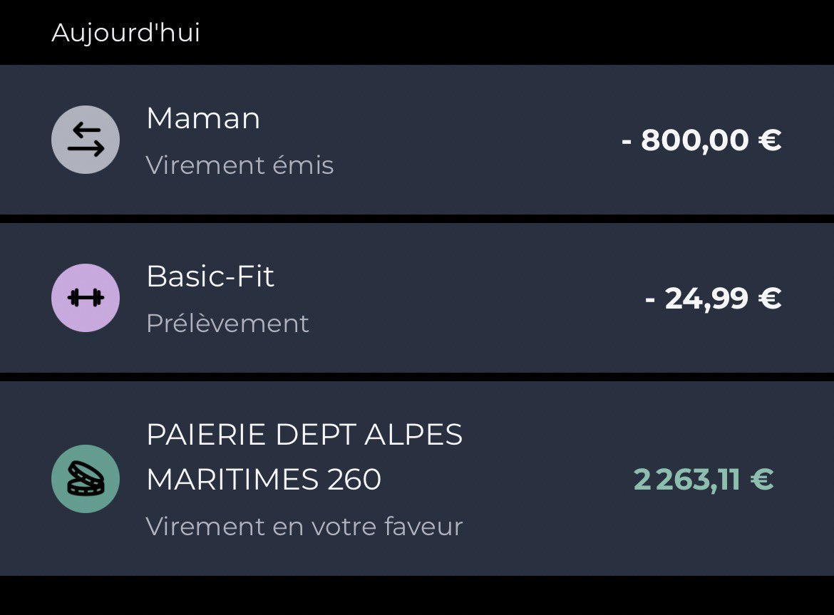 sloan069z's tweet photo. J'ai été payer à 8h ma daronne m'a déjà prit des sous  😂😂😂 https://t.co/16qI8nG2Mc