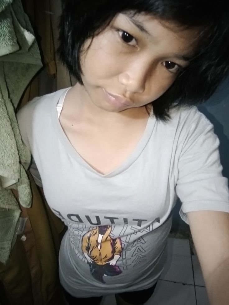 ficapz's tweet photo. Di kampung itu bebas 

https://t.co/hnfOB0enlo https://t.co/eVd7lCiKmU