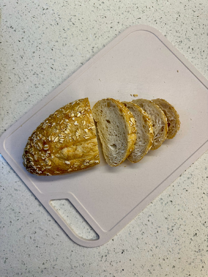 67110_684's tweet photo. Just pulled my first sourdough loaf—crusty exterior, airy crumb, and way less chaos than I thought it’d be  Baking magic really hits different when it turns out good! https://t.co/bZTbVg4G1G