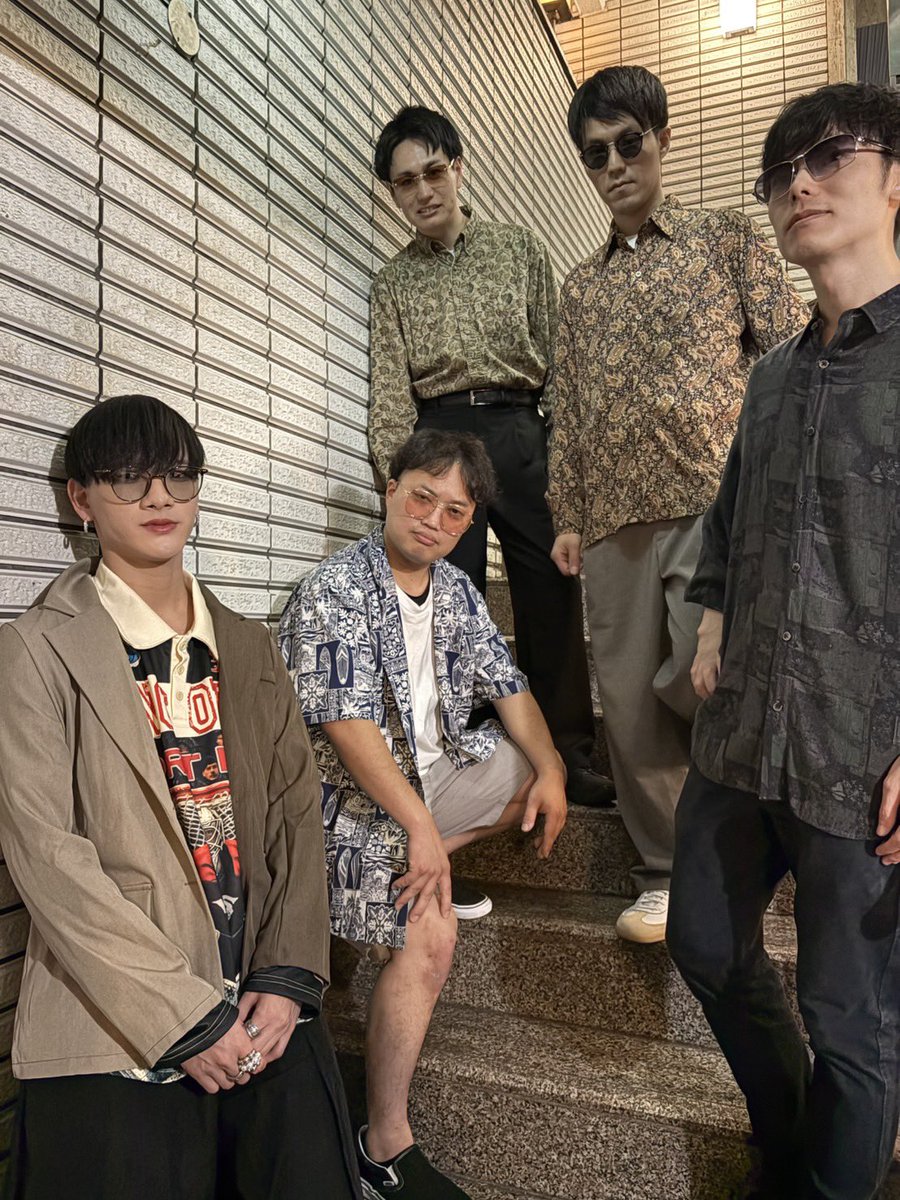 dr_zumazuma's tweet photo. 昨日はkroiコピバンことセサミオブジュエルでした！対バンが激アツ過ぎて殆ど1日ハウスに貼り付けでした！毎度素敵な音響、配信映像に感謝の念に堪えません🙇‍♂️
来年もライブすると思います！
アーカイブ↓
https://t.co/wciFPE5pYT

#pfes80 #kroi https://t.co/QrzXuCLBRG