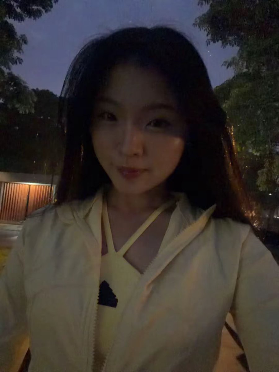 Y_CynthiaJKT48's tweet photo. Baru nyadar kenapa aku se noticable itu sama ka uty ternyata aku se KONENG itu ya 🥹💛 https://t.co/1Rrlq96ckr