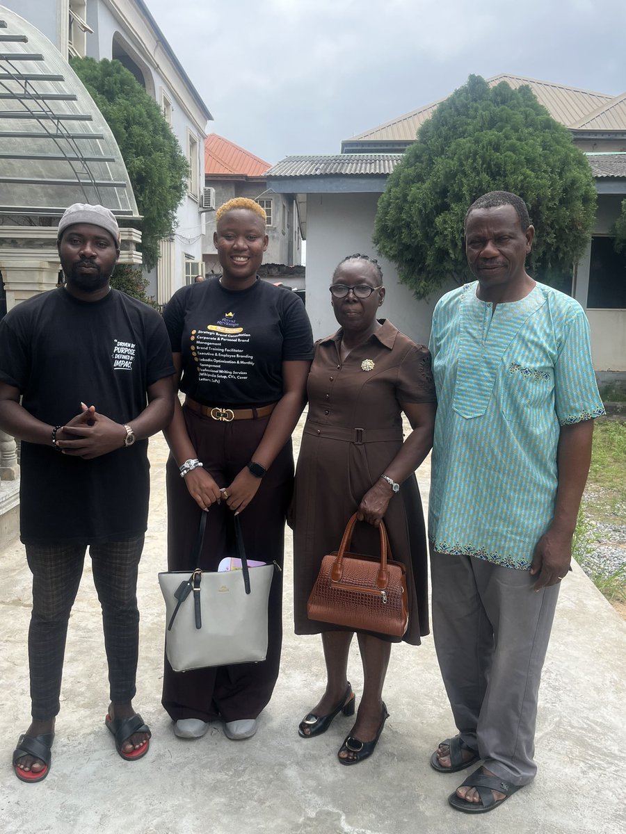 thebig4Show01's tweet photo. Our Second Community event done… It was a huge success and the Impact felt by attendees. 

Thank you Real Love Estate Chairman and Committee.

The Journey doesn’t stop here, this is just the beginning for us in our quest to transform Nigeria from our individual communities. https://t.co/LLnIwBzXLI