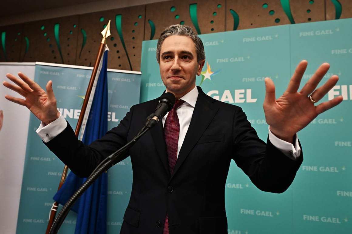 Stephen63224725's tweet photo. @SimonHarrisTD has essentially had himself written out of the scoliosis inquiry.
Convenient, isnt it? When accountability comes knocking, he seems to have made sure he wont be answering the door.
What an incredibly brave individual. https://t.co/1HnCcs5sTt
