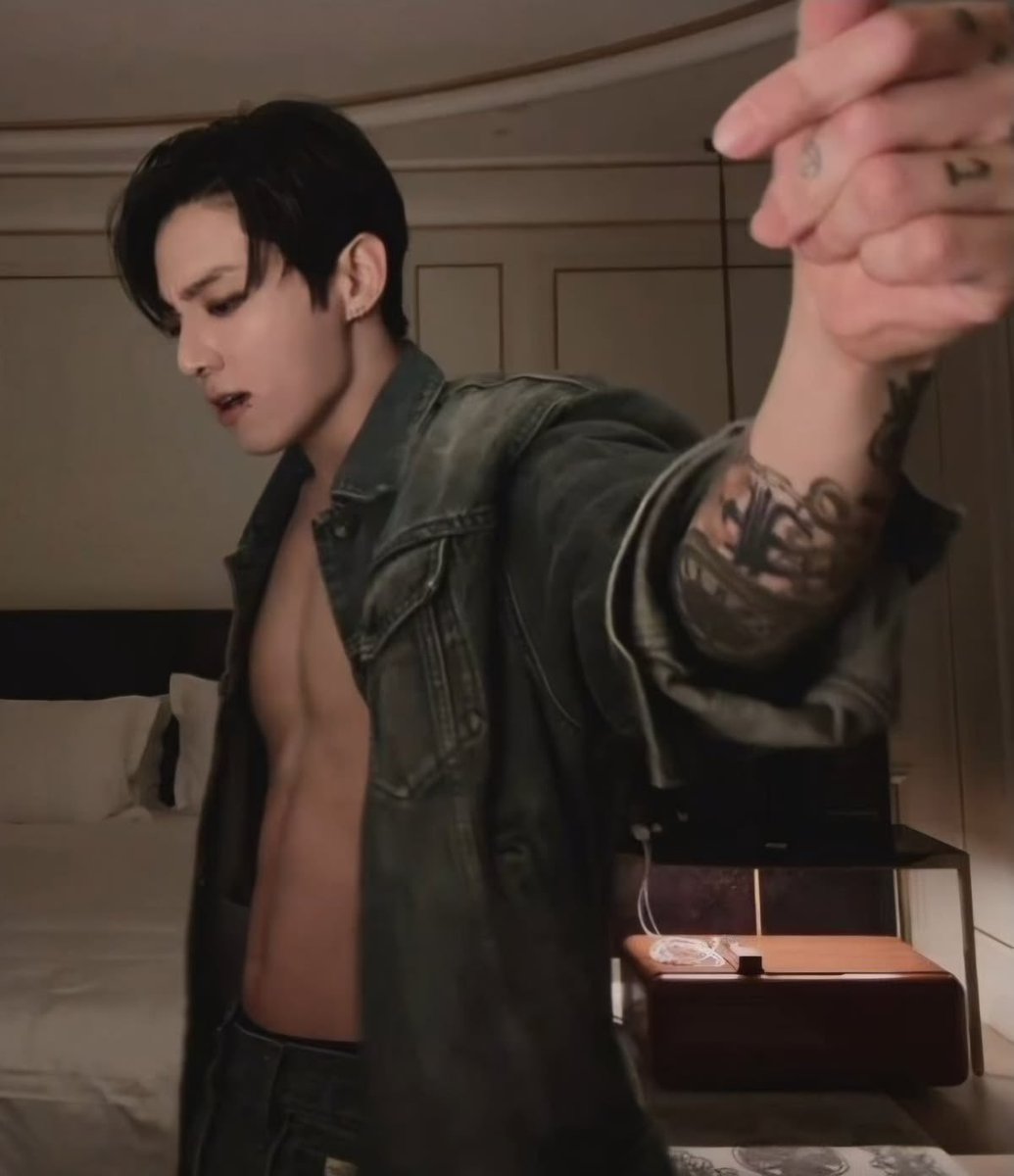 l4ukoomi's tweet photo. Insane jikook… insane dynamic https://t.co/EGIQwcMIwv