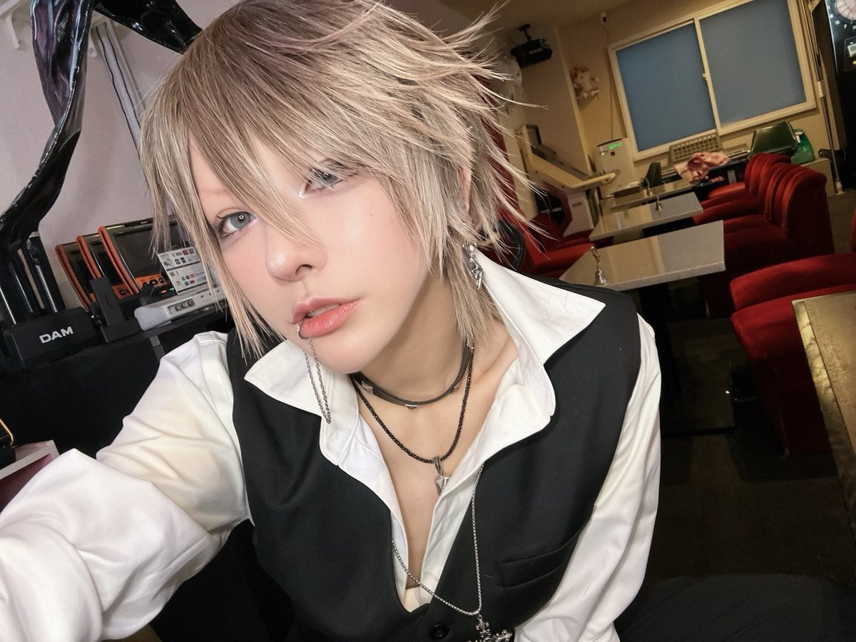 amazingworldofY's tweet photo. ゲストきちゃ♡

17:00-22:00
大阪府大阪市浪速区日本橋5-4-20エスタビル2階❕❕ https://t.co/hEt4X29aaQ