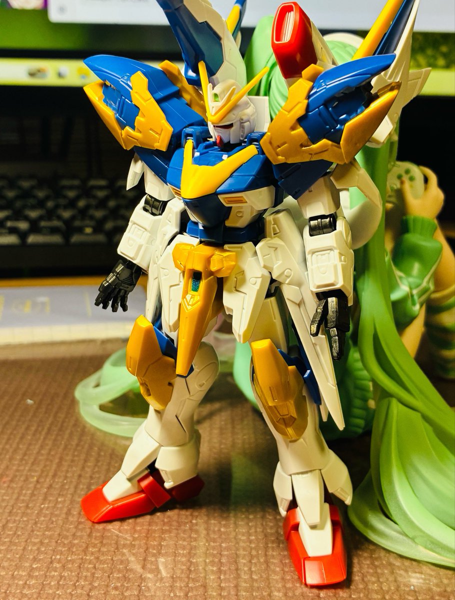 HIDEHONDA2's tweet photo. Gフレーム　v2 アサルトバスターガンダム
BEFORE AFTER https://t.co/6nAq6yN2Cq