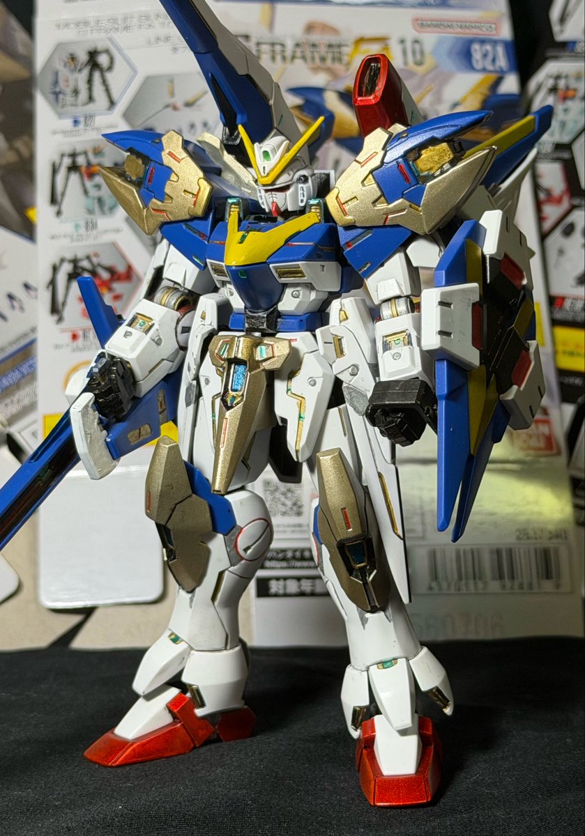 HIDEHONDA2's tweet photo. Gフレーム　v2 アサルトバスターガンダム
BEFORE AFTER https://t.co/6nAq6yN2Cq