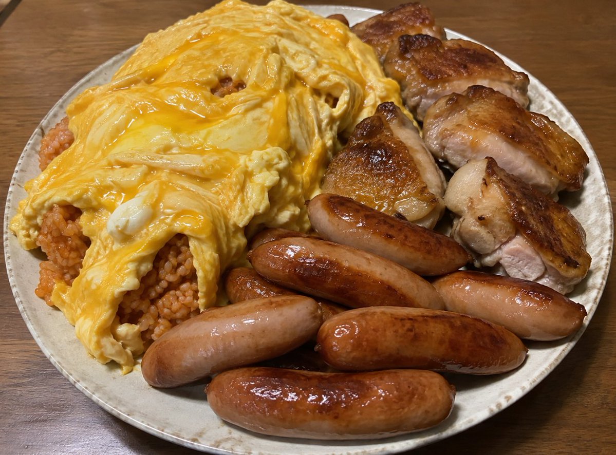 NBenmaran85901's tweet photo. 30歳独身女が作るやけくそオムライス。 https://t.co/NB5o7XrQZv