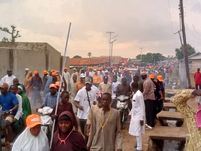 Mr_Emmcap__'s tweet photo. Zaria witnessed a peaceful solidarity walk by ADC supporters in support of His excellency @atiku and our principal, H.E @IsaAshiruKudan the incoming governor of kaduna state insha Allah. 

The peaceful mobilisation reflects the supporters’ solidarity and commitment to the ADC movement.
