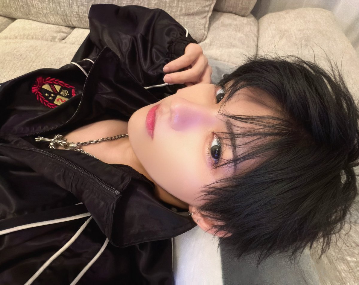 ken_XPIA's tweet photo. くっついてられる季節が来たね https://t.co/82Cs6xZz6x