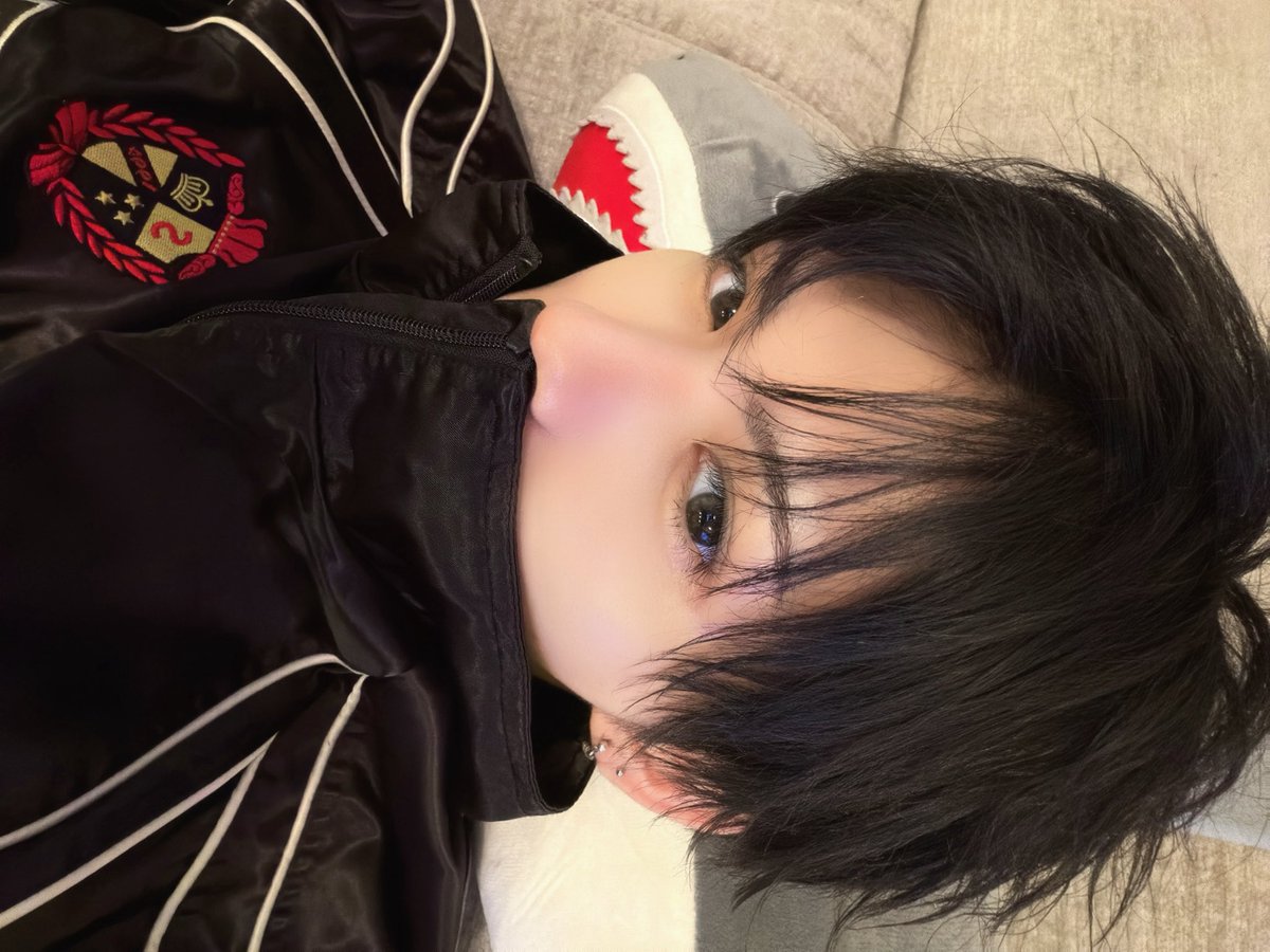 ken_XPIA's tweet photo. くっついてられる季節が来たね https://t.co/82Cs6xZz6x