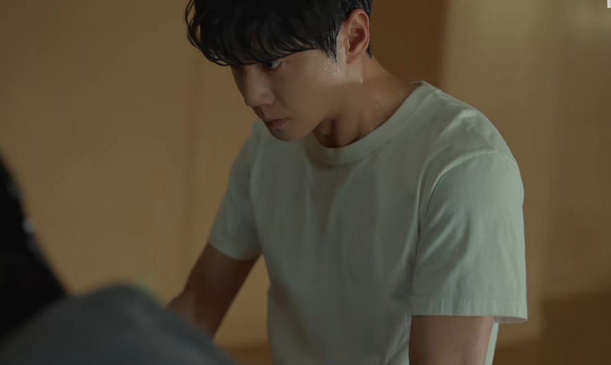 jozkajose's tweet photo. Suka bgt sm kata2 "audiens pertama adlh diri sendiri" di salah satu adegannya.

Sebagai org yg cinta main piano, berasa banget kata2nya kena dalam hati. Ini saya bermusik mau nyenengin siapa sih?

Banyak quote lain yg pasti kena bngt buat para pejuang musik.
#FourHandsTwoSonatas https://t.co/kzpXThzByl