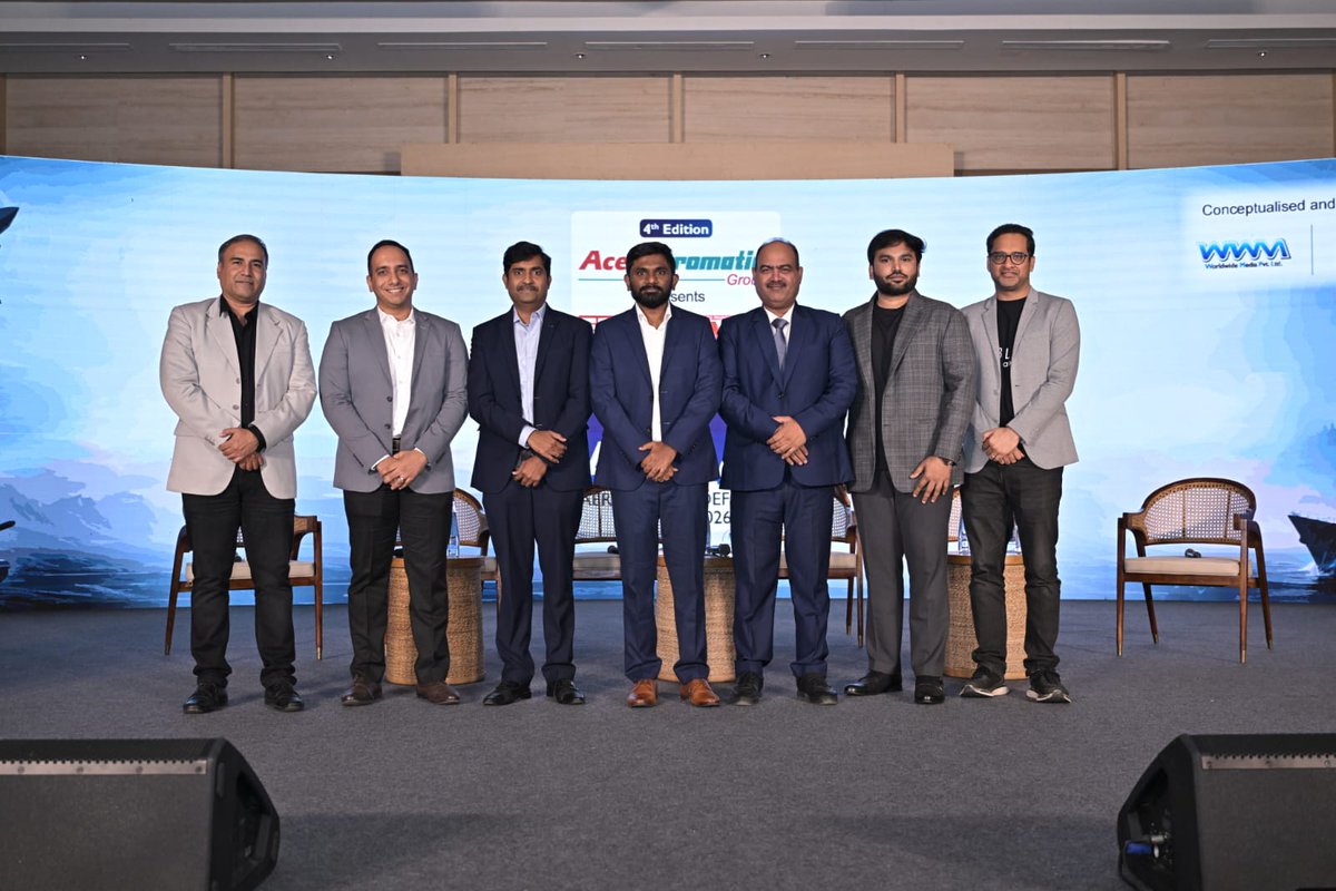 JCBLGroup's tweet photo. Leadership shaping India’s aerospace &amp; defence ecosystem.

Raj Kumar Pandey, Joint Managing Director, Airbornics Defence &amp; Space (ADSL), JCBL Group, joined the Aerospace &amp; Defence Summit as a keynote speaker.

#AerospaceAndDefence #DefenceInnovation #JCBLGroup https://t.co/8M18BSpWTG