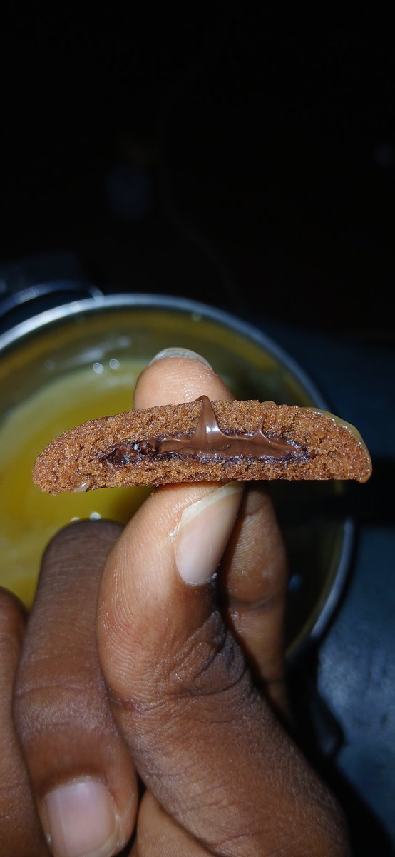 I_AMDavid_'s tweet photo. Some have Oreos we have "hide &amp; seek" made in Nigeria by the way https://t.co/tixkBzgdWc