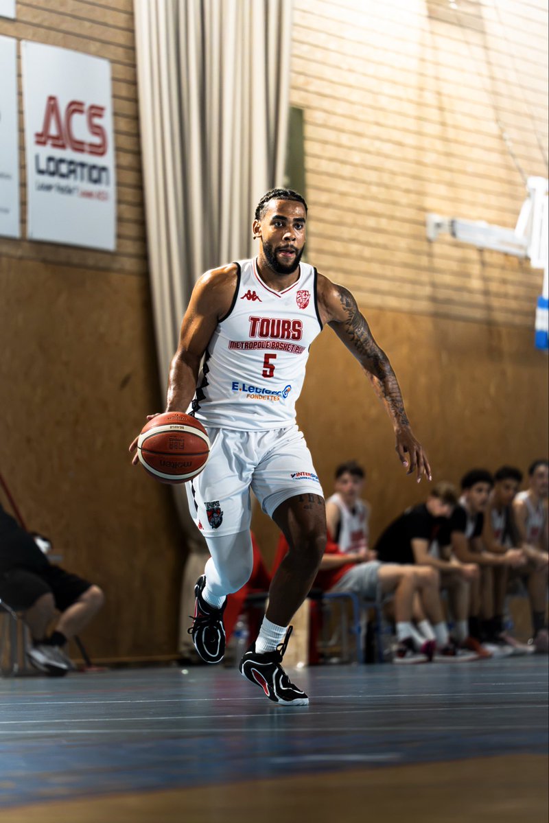 adam__mrqs's tweet photo. Nouvelle saison 🙏🏽 #tours
#adammarques #tmb #5 https://t.co/rIpCORFYX3