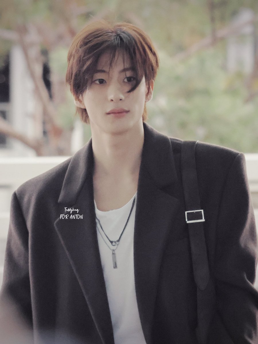 teddyleeq777's tweet photo. 260928 RIIZE ANTON ICN

#ANTONxSaintLaurent #ANTONxSaintLaurentSS27
#앤톤 #ANTON #라이즈 #RIIZE #アントン #찬영
#李灿荣 https://t.co/paJanP2lDP