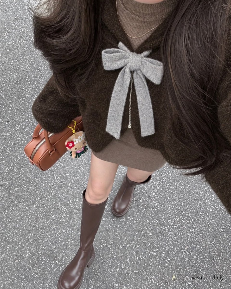 sui____daily's tweet photo. ZARA秋の新作が本気出してきてます…
リボン好きは絶対買ってください… https://t.co/IVhgOgzsiw