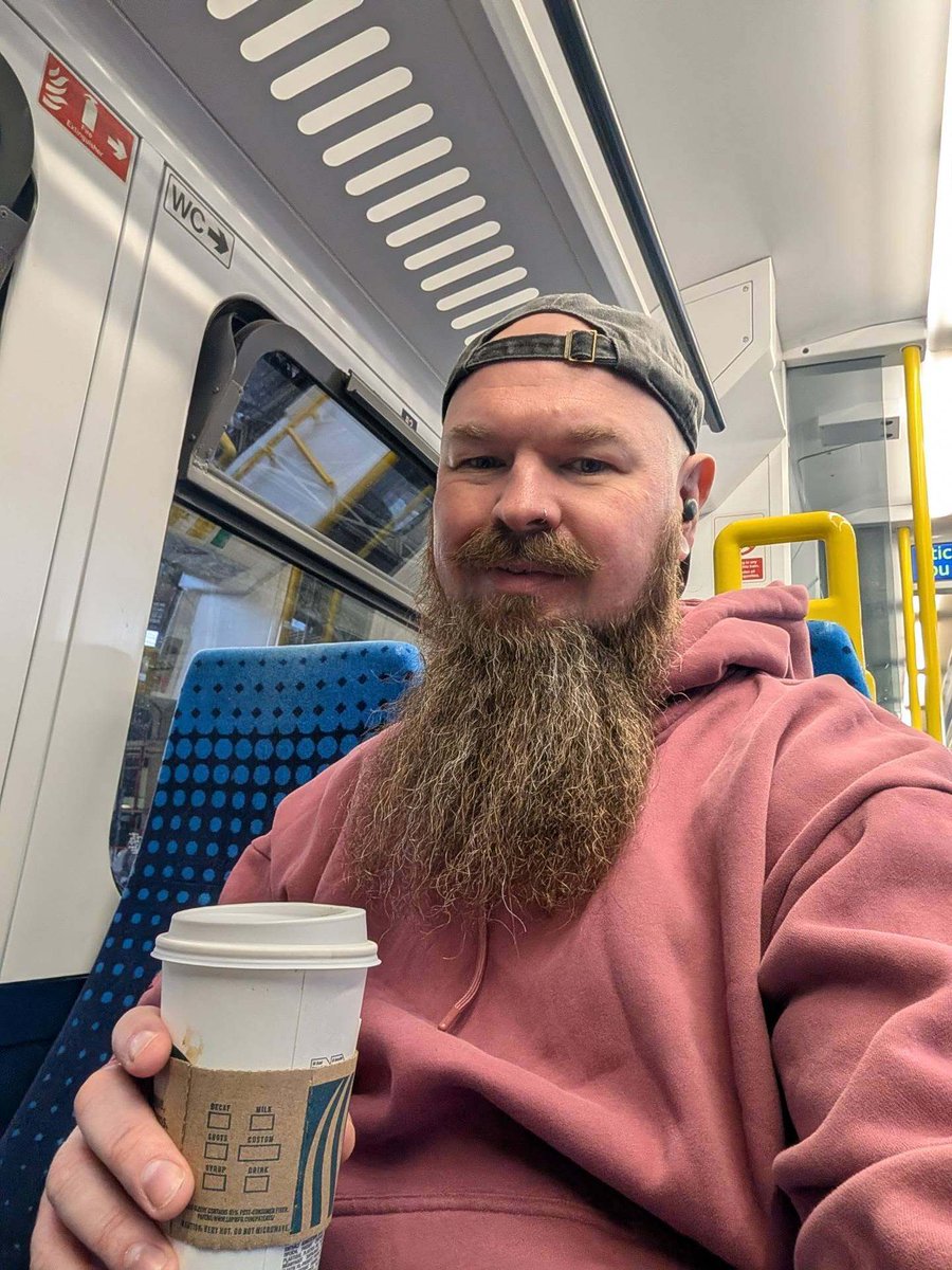 GreyskullData's tweet photo. Another day, another train selfie.

This time it's the first leg of my trip to Barcelona for  #FABCON

Who am I going to see there?

#data #analytics #microsoftfabric #community https://t.co/vUdzZ1K9rv