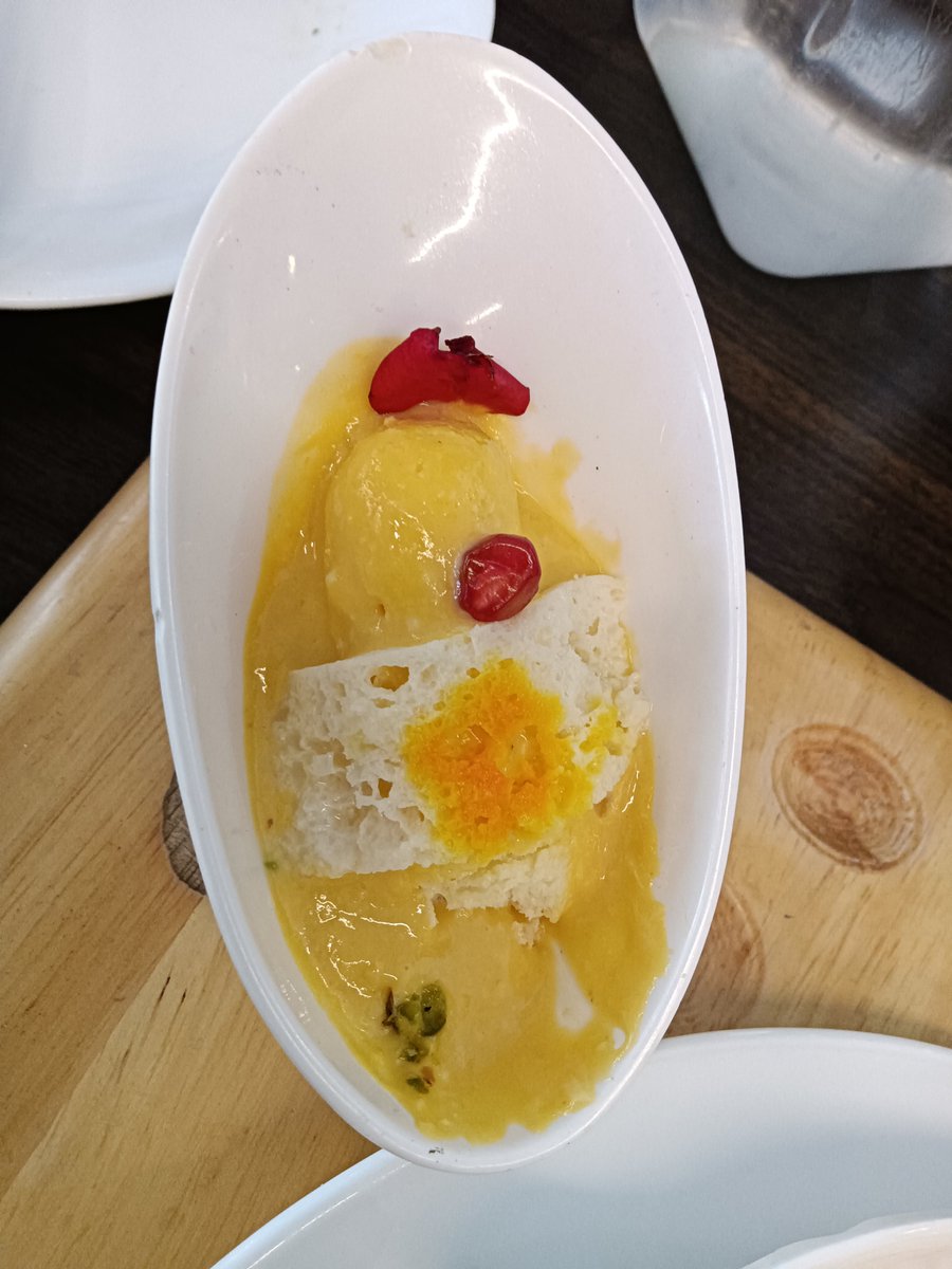 easyrecipe12's tweet photo. Eat or skip 😋💗
#sweet #dessert #food #FoodieLife #foodpics #yum https://t.co/LWaMbACLnp