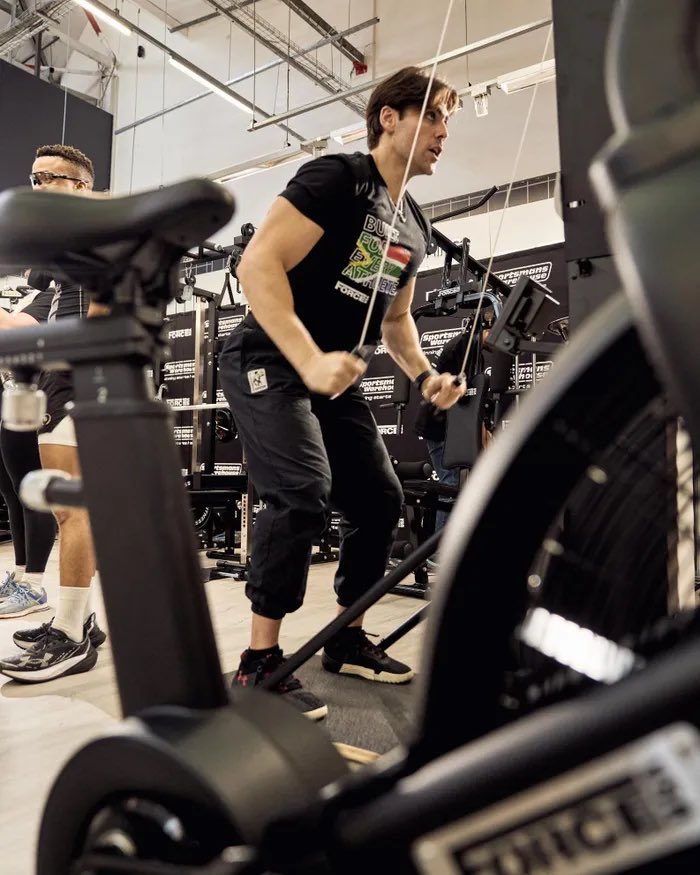 GQdotcoza's tweet photo. Force USA has officially launched at Sportsmans Warehouse nationwide, bringing its All-In-One trainers and wider strength, cardio and conditioning range to South Africa. The collection is now available in stores and online.
#ForceUSA #HomeGym
https://t.co/rb0qGt657c https://t.co/FdLw3lUlMx