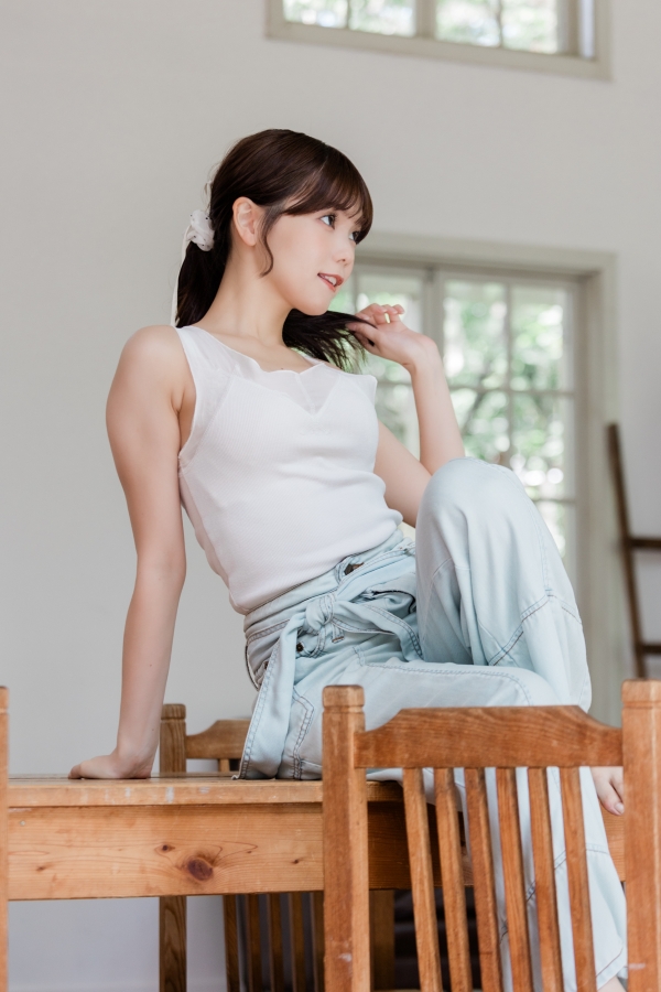 STARiseOfficial's tweet photo. \ #STARise 配信開始まであと2日😘 /
#松永あかり 撮影オフショット📷
どの角度から切り取っても美しい、まさに神ポージング🌟
▼ ご予約はこちらから
https://t.co/twuilAFMZB
▼ 予約キャンペーン受付まもなく終了! https://t.co/Ug526TwUaS https://t.co/OkoC4vvLfO